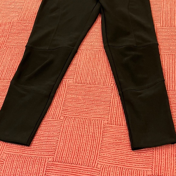 Ruelle (made in Canada) women’s small stretch fabric pants - Picture 9 of 14